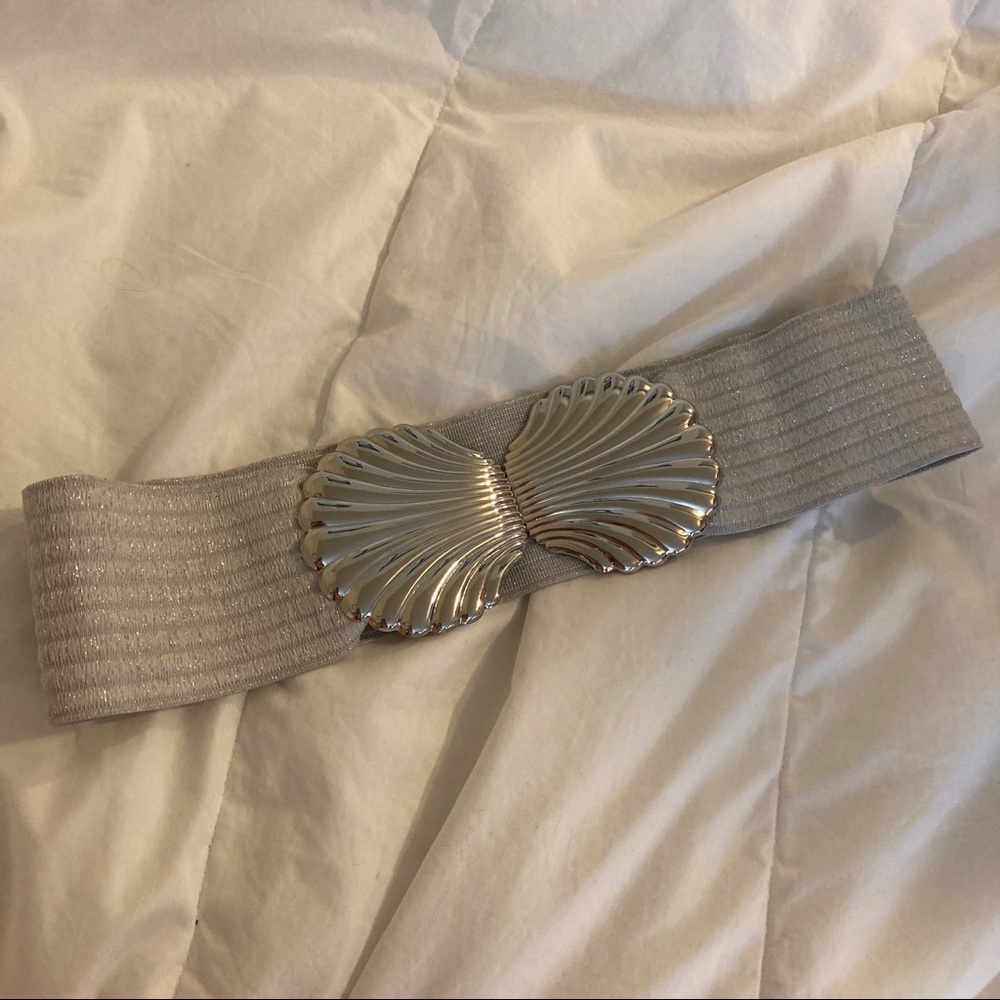 Silver Glitter Seashell Stretchy Belt 🐚